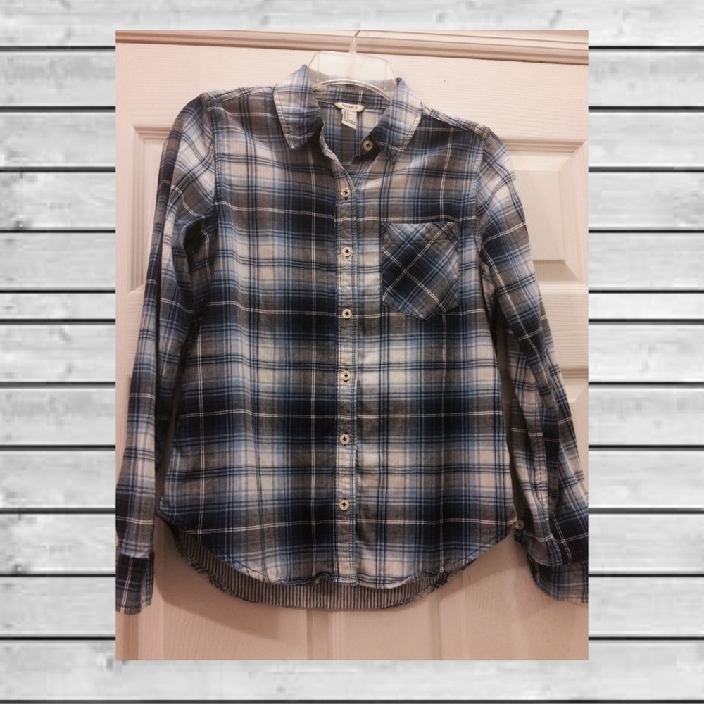 Blue & White Plaid Button Up - Forever 21
